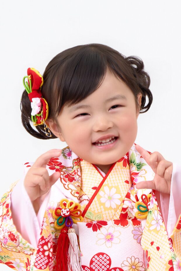 ヘアセット：サイドツインお団子（低め）（4枚目）